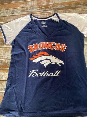 Denver Broncos Navy & White womens V-Neck Football Tee